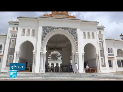 السلطات الجزائرية تحظر النقاش السياسي في المساجد