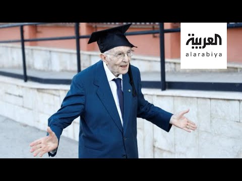 طالب إيطالي يتخرَّج بعمر 96 عامًا وسط لحظات مؤثِّرة
